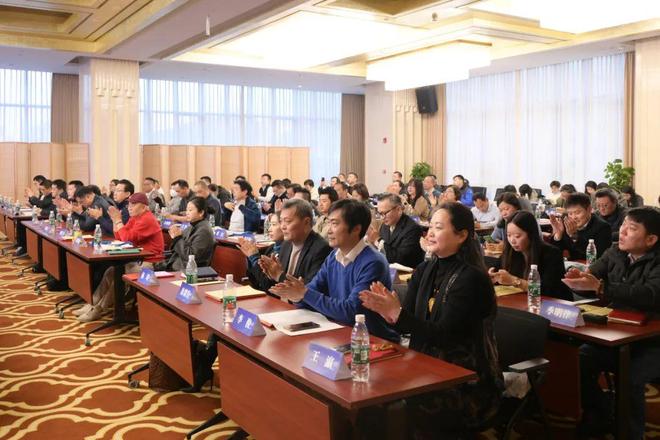 主動(dòng)延伸“家”的邊際，楊浦成立全市首家新聯(lián)會(huì)工會(huì)聯(lián)合會(huì)，探索勞務(wù)派遣服務(wù)新路徑